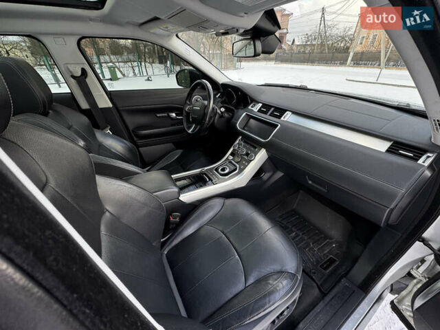 Сірий Ленд Ровер Рендж Ровер Евок, об'ємом двигуна 2 л та пробігом 89 тис. км за 18500 $, фото 56 на Automoto.ua