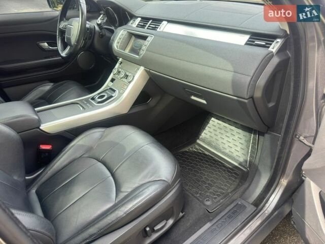 Сірий Ленд Ровер Рендж Ровер Евок, об'ємом двигуна 2.18 л та пробігом 104 тис. км за 19500 $, фото 35 на Automoto.ua