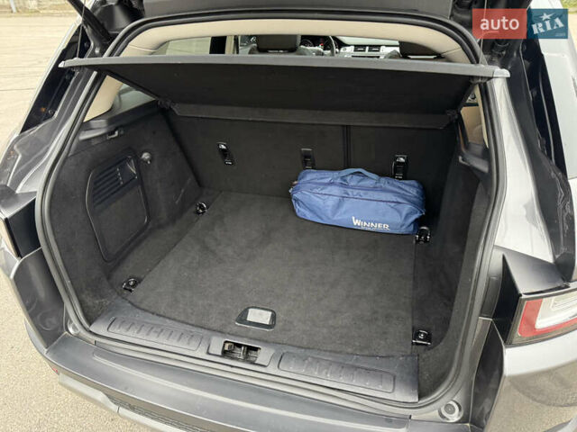 Серый Ленд Ровер Рендж Ровер Эвок, объемом двигателя 2.2 л и пробегом 99 тыс. км за 19999 $, фото 17 на Automoto.ua