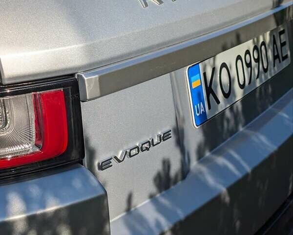 Сірий Ленд Ровер Рендж Ровер Евок, об'ємом двигуна 2 л та пробігом 136 тис. км за 21500 $, фото 8 на Automoto.ua