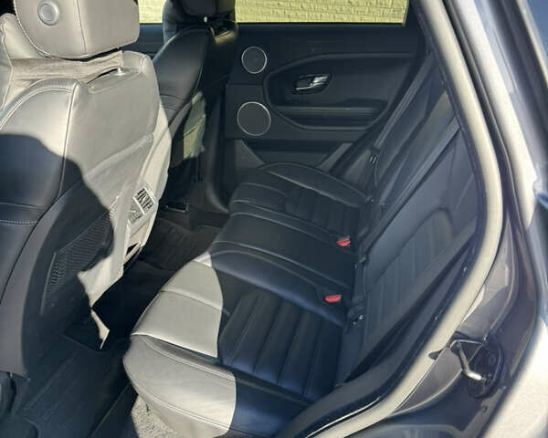 Серый Ленд Ровер Рендж Ровер Эвок, объемом двигателя 2 л и пробегом 178 тыс. км за 19400 $, фото 14 на Automoto.ua