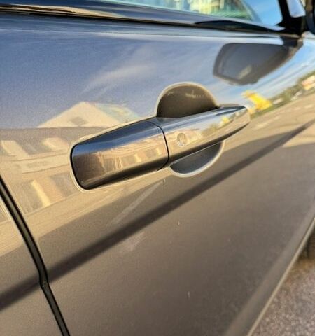 Серый Ленд Ровер Рендж Ровер Эвок, объемом двигателя 2 л и пробегом 179 тыс. км за 18750 $, фото 8 на Automoto.ua