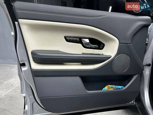 Серый Ленд Ровер Рендж Ровер Эвок, объемом двигателя 2 л и пробегом 158 тыс. км за 18800 $, фото 12 на Automoto.ua