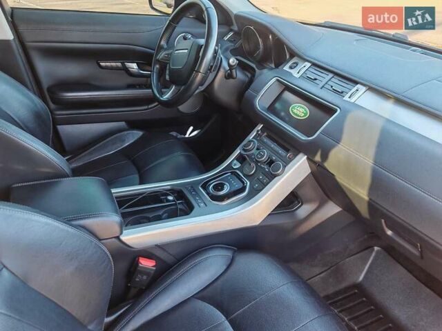 Серый Ленд Ровер Рендж Ровер Эвок, объемом двигателя 2 л и пробегом 85 тыс. км за 19500 $, фото 22 на Automoto.ua