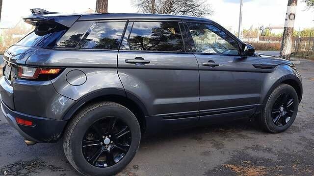 Серый Ленд Ровер Рендж Ровер Эвок, объемом двигателя 2 л и пробегом 126 тыс. км за 24850 $, фото 8 на Automoto.ua