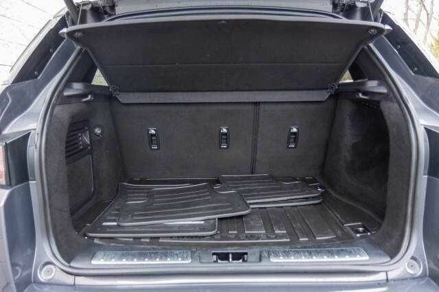 Ленд Ровер Рендж Ровер Евок 2016 у Львові на Automoto.ua Сірий Ленд Ровер Рендж Ровер Евок, об'ємом двигуна 2 л та пробігом 39 тис. км за 3900 $, фото 11 на Automoto.ua