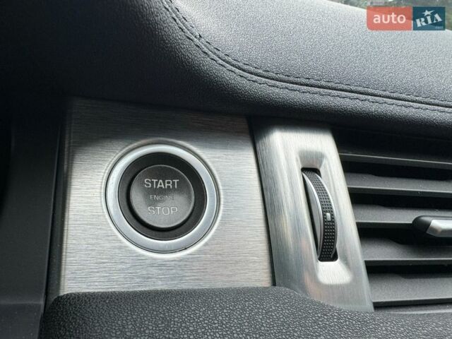 Сірий Ленд Ровер Рендж Ровер Евок, об'ємом двигуна 2.18 л та пробігом 104 тис. км за 19500 $, фото 22 на Automoto.ua