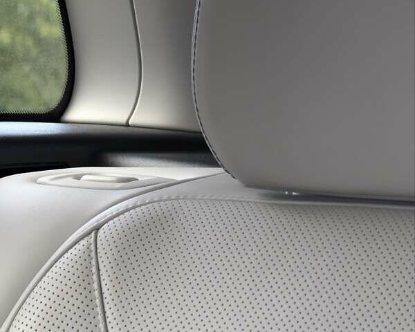 Сірий Ленд Ровер Рендж Ровер Евок, об'ємом двигуна 2 л та пробігом 136 тис. км за 21500 $, фото 32 на Automoto.ua