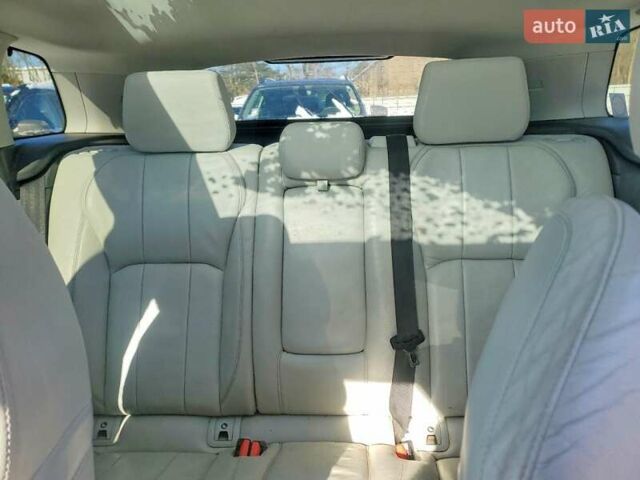 Серый Ленд Ровер Рендж Ровер Эвок, объемом двигателя 2 л и пробегом 122 тыс. км за 4300 $, фото 9 на Automoto.ua