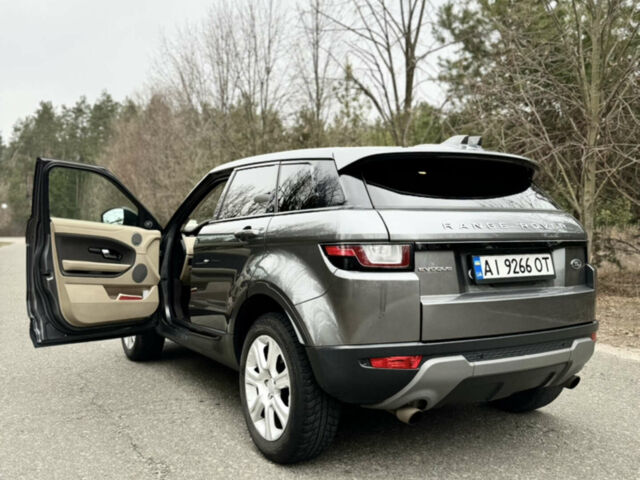 Серый Ленд Ровер Рендж Ровер Эвок, объемом двигателя 2 л и пробегом 113 тыс. км за 18300 $, фото 6 на Automoto.ua