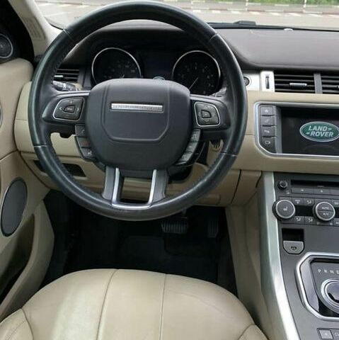 Серый Ленд Ровер Рендж Ровер Эвок, объемом двигателя 2 л и пробегом 101 тыс. км за 19800 $, фото 10 на Automoto.ua