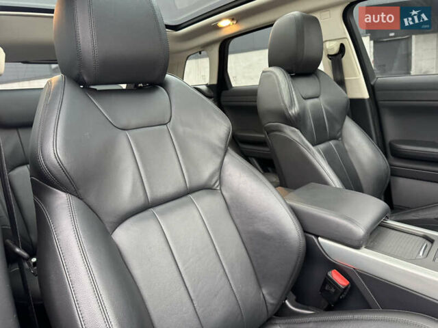 Серый Ленд Ровер Рендж Ровер Эвок, объемом двигателя 2.2 л и пробегом 99 тыс. км за 19999 $, фото 11 на Automoto.ua