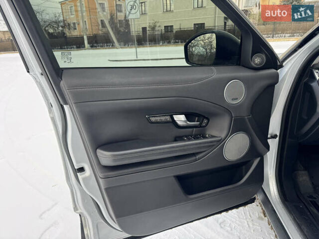 Сірий Ленд Ровер Рендж Ровер Евок, об'ємом двигуна 2 л та пробігом 89 тис. км за 18500 $, фото 36 на Automoto.ua