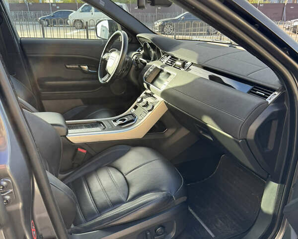 Серый Ленд Ровер Рендж Ровер Эвок, объемом двигателя 2 л и пробегом 178 тыс. км за 19400 $, фото 18 на Automoto.ua