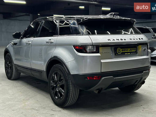 Серый Ленд Ровер Рендж Ровер Эвок, объемом двигателя 2 л и пробегом 158 тыс. км за 18800 $, фото 2 на Automoto.ua