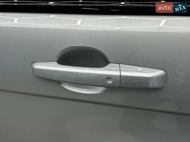 Серый Ленд Ровер Рендж Ровер Эвок, объемом двигателя 2 л и пробегом 158 тыс. км за 18800 $, фото 5 на Automoto.ua