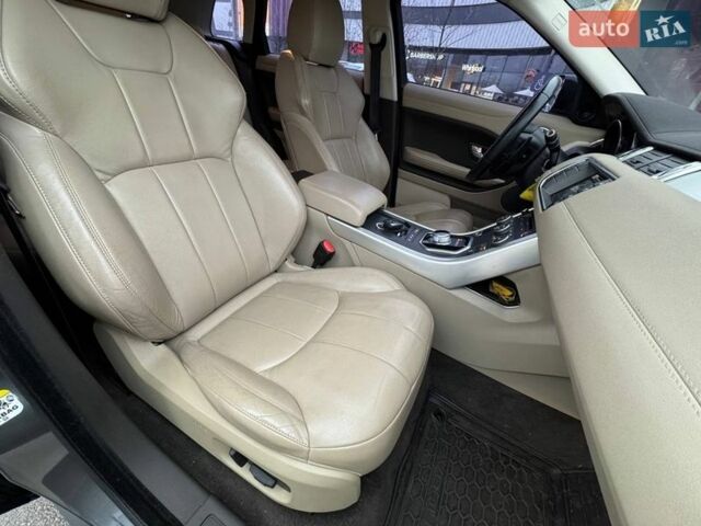 Сірий Ленд Ровер Рендж Ровер Евок, об'ємом двигуна 2 л та пробігом 142 тис. км за 17990 $, фото 10 на Automoto.ua