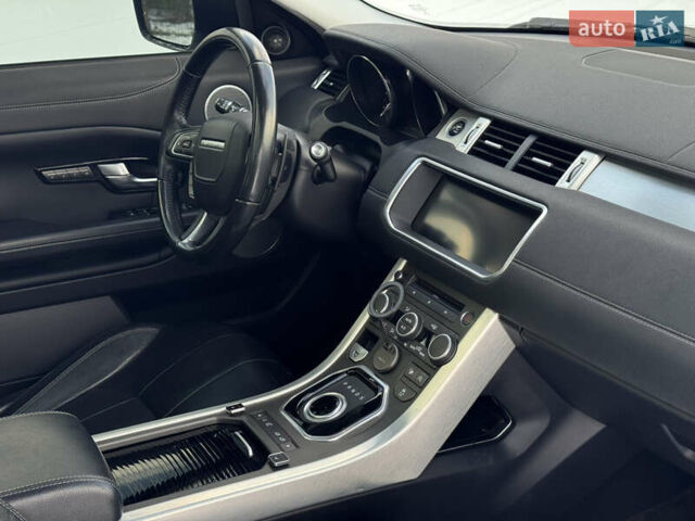 Сірий Ленд Ровер Рендж Ровер Евок, об'ємом двигуна 2 л та пробігом 89 тис. км за 18500 $, фото 55 на Automoto.ua