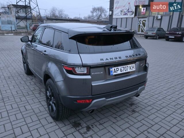 Сірий Ленд Ровер Рендж Ровер Евок, об'ємом двигуна 2 л та пробігом 147 тис. км за 18500 $, фото 4 на Automoto.ua