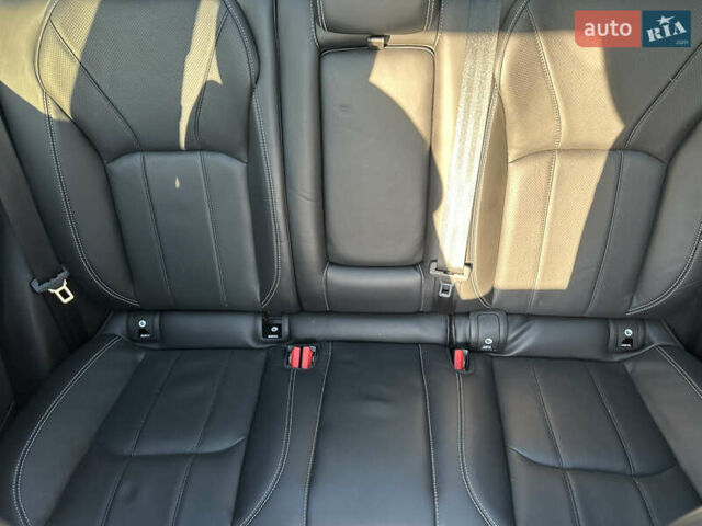 Серый Ленд Ровер Рендж Ровер Эвок, объемом двигателя 2 л и пробегом 125 тыс. км за 24000 $, фото 14 на Automoto.ua