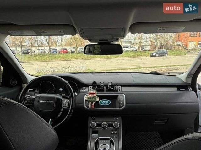 Сірий Ленд Ровер Рендж Ровер Евок, об'ємом двигуна 2 л та пробігом 135 тис. км за 18300 $, фото 30 на Automoto.ua