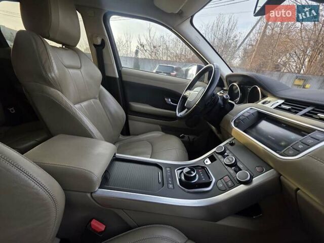 Серый Ленд Ровер Рендж Ровер Эвок, объемом двигателя 2 л и пробегом 149 тыс. км за 21950 $, фото 51 на Automoto.ua