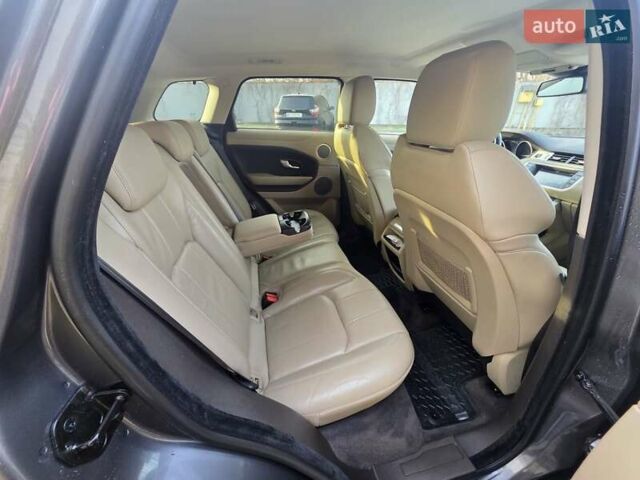 Серый Ленд Ровер Рендж Ровер Эвок, объемом двигателя 2 л и пробегом 149 тыс. км за 21950 $, фото 53 на Automoto.ua