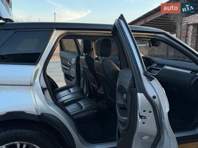 Сірий Ленд Ровер Рендж Ровер Евок, об'ємом двигуна 2 л та пробігом 88 тис. км за 20500 $, фото 13 на Automoto.ua