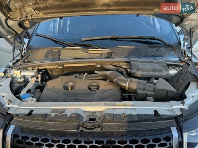 Сірий Ленд Ровер Рендж Ровер Евок, об'ємом двигуна 2 л та пробігом 88 тис. км за 20500 $, фото 29 на Automoto.ua