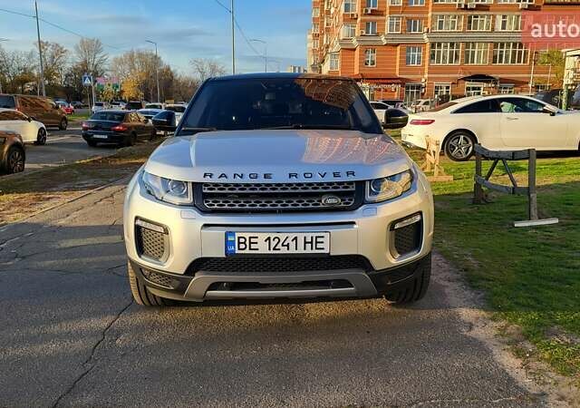 Серый Ленд Ровер Рендж Ровер Эвок, объемом двигателя 2 л и пробегом 242 тыс. км за 19999 $, фото 4 на Automoto.ua