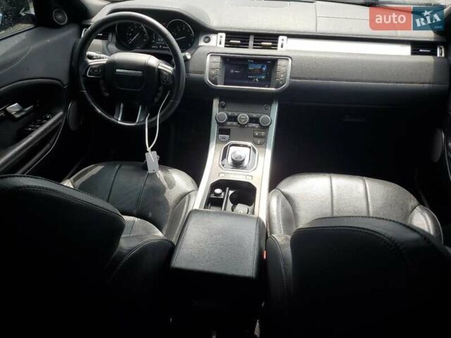 Серый Ленд Ровер Рендж Ровер Эвок, объемом двигателя 2 л и пробегом 68 тыс. км за 3000 $, фото 7 на Automoto.ua