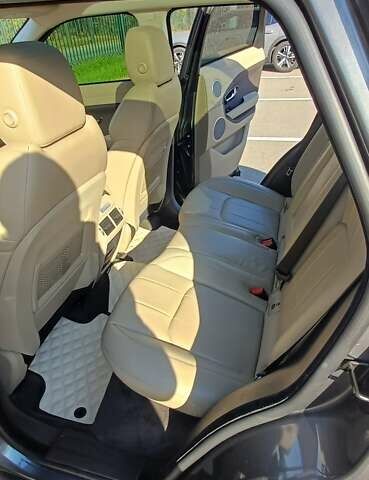 Серый Ленд Ровер Рендж Ровер Эвок, объемом двигателя 2 л и пробегом 120 тыс. км за 24000 $, фото 16 на Automoto.ua