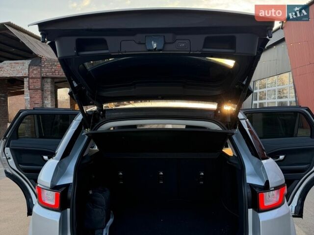 Сірий Ленд Ровер Рендж Ровер Евок, об'ємом двигуна 2 л та пробігом 88 тис. км за 20500 $, фото 8 на Automoto.ua