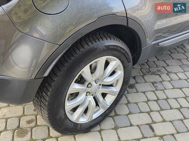 Серый Ленд Ровер Рендж Ровер Эвок, объемом двигателя 2 л и пробегом 149 тыс. км за 21950 $, фото 37 на Automoto.ua