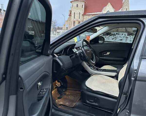 Серый Ленд Ровер Рендж Ровер Эвок, объемом двигателя 2 л и пробегом 175 тыс. км за 21700 $, фото 16 на Automoto.ua