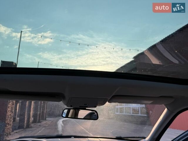 Сірий Ленд Ровер Рендж Ровер Евок, об'ємом двигуна 2 л та пробігом 88 тис. км за 20500 $, фото 18 на Automoto.ua