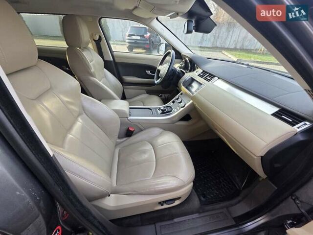 Серый Ленд Ровер Рендж Ровер Эвок, объемом двигателя 2 л и пробегом 149 тыс. км за 21950 $, фото 45 на Automoto.ua