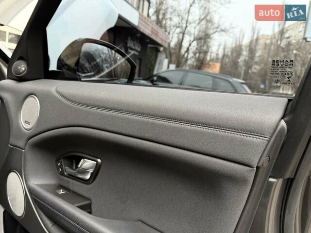 Сірий Ленд Ровер Рендж Ровер Евок, об'ємом двигуна 2 л та пробігом 98 тис. км за 22400 $, фото 35 на Automoto.ua