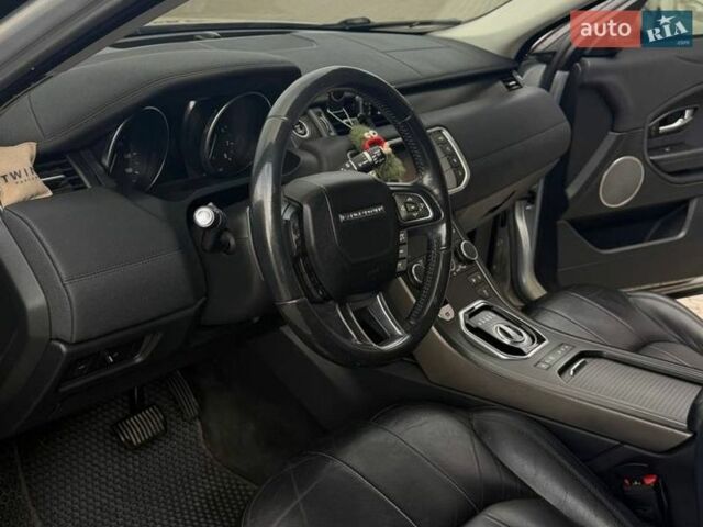 Сірий Ленд Ровер Рендж Ровер Евок, об'ємом двигуна 2 л та пробігом 135 тис. км за 18300 $, фото 33 на Automoto.ua