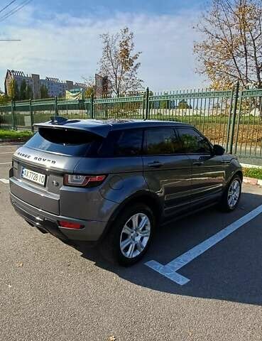 Серый Ленд Ровер Рендж Ровер Эвок, объемом двигателя 2 л и пробегом 120 тыс. км за 24000 $, фото 4 на Automoto.ua