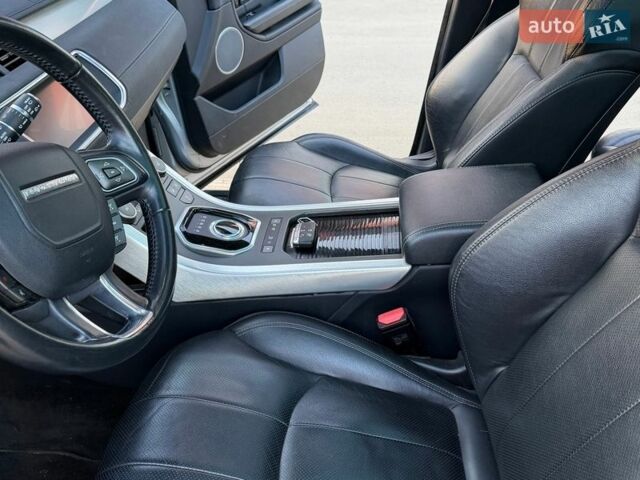 Сірий Ленд Ровер Рендж Ровер Евок, об'ємом двигуна 2 л та пробігом 88 тис. км за 20500 $, фото 37 на Automoto.ua