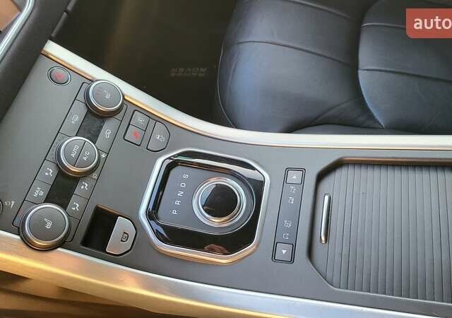 Серый Ленд Ровер Рендж Ровер Эвок, объемом двигателя 2 л и пробегом 242 тыс. км за 19999 $, фото 21 на Automoto.ua