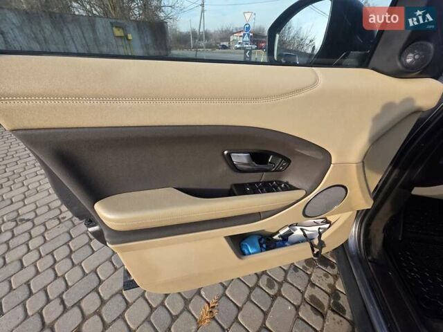 Серый Ленд Ровер Рендж Ровер Эвок, объемом двигателя 2 л и пробегом 149 тыс. км за 21950 $, фото 72 на Automoto.ua