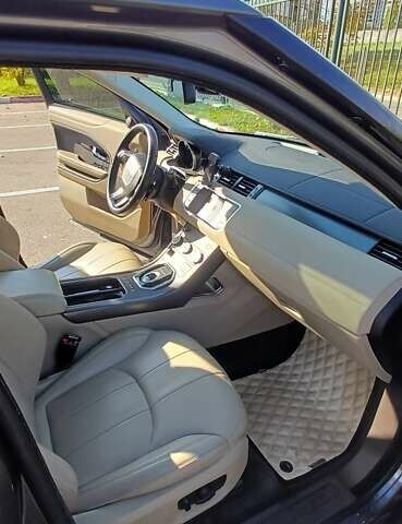 Серый Ленд Ровер Рендж Ровер Эвок, объемом двигателя 2 л и пробегом 120 тыс. км за 24000 $, фото 13 на Automoto.ua