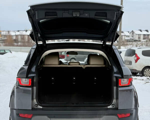 Сірий Ленд Ровер Рендж Ровер Евок, об'ємом двигуна 2 л та пробігом 170 тис. км за 20800 $, фото 12 на Automoto.ua