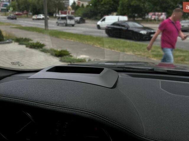 Сірий Ленд Ровер Рендж Ровер Евок, об'ємом двигуна 2 л та пробігом 170 тис. км за 20800 $, фото 16 на Automoto.ua