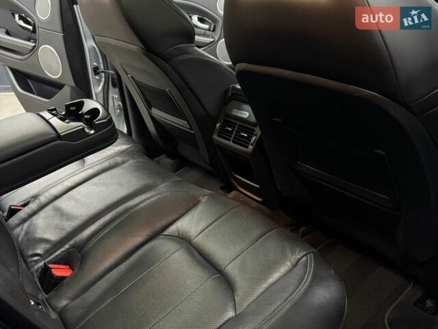 Серый Ленд Ровер Рендж Ровер Эвок, объемом двигателя 2 л и пробегом 120 тыс. км за 17650 $, фото 19 на Automoto.ua