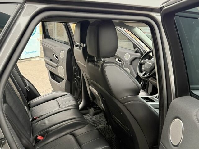 Сірий Ленд Ровер Рендж Ровер Евок, об'ємом двигуна 2 л та пробігом 65 тис. км за 21900 $, фото 16 на Automoto.ua