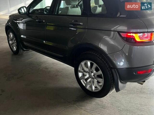 Серый Ленд Ровер Рендж Ровер Эвок, объемом двигателя 2 л и пробегом 59 тыс. км за 30000 $, фото 3 на Automoto.ua