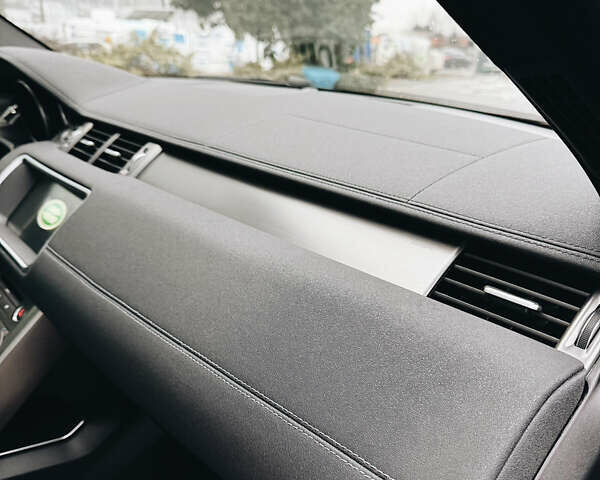 Серый Ленд Ровер Рендж Ровер Эвок, объемом двигателя 2 л и пробегом 70 тыс. км за 26500 $, фото 34 на Automoto.ua